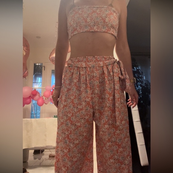 Matching floral set - Picture 4 of 6